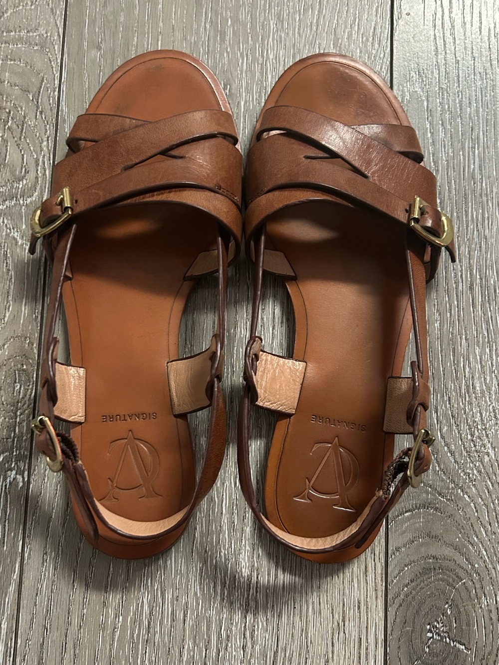 Vero Cuoio Signature Tan Leather Crisscross Slingback Sandals